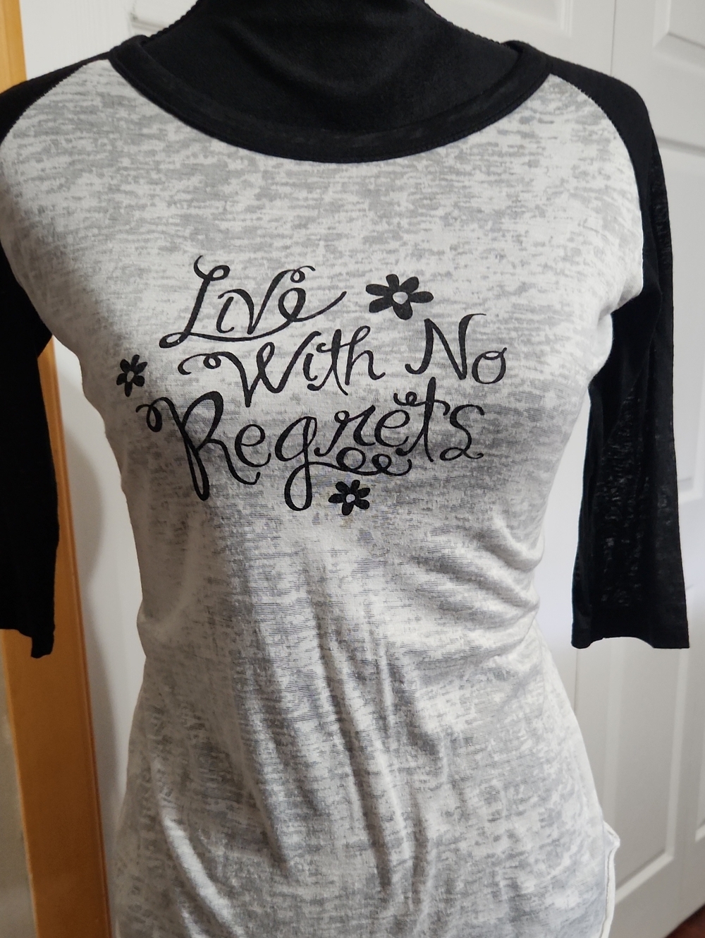 NATURAL LIFE Black & White Raglan "Live With No Regrets" Tee